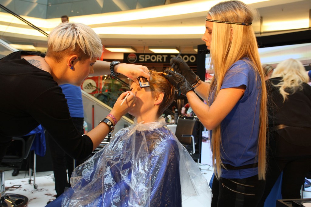 Die Vorher-Nachher Show ist eine professionelle Umstyling Show mit viel Entertainment, Beratung und WOW Effekt.