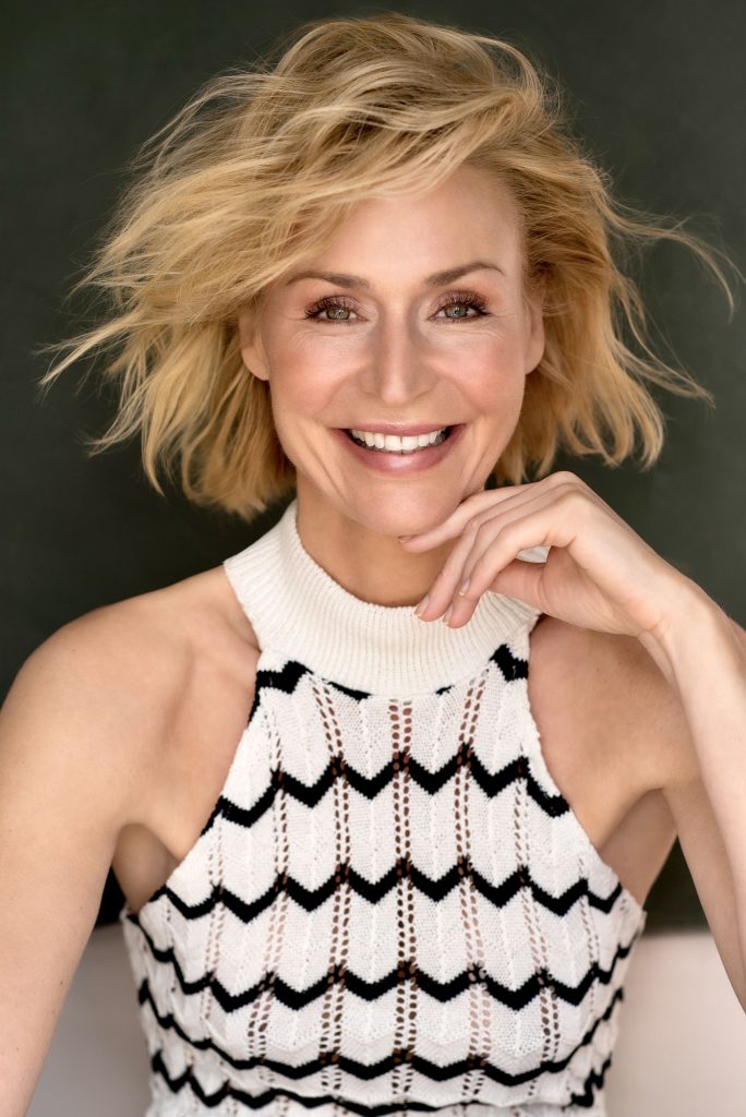 Commercial Model & Modern Women