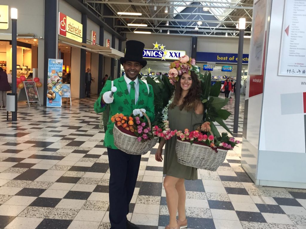 Glückspromoter in Magdeburg zum Weltfrauentag