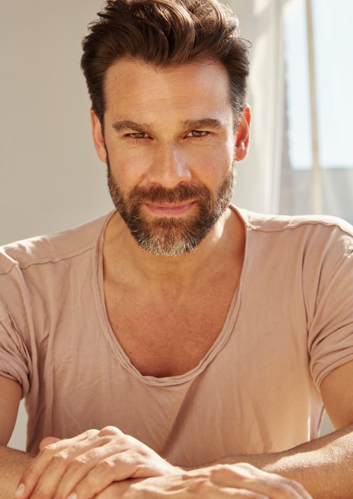 Commercial Model Werbung und Kampagnen