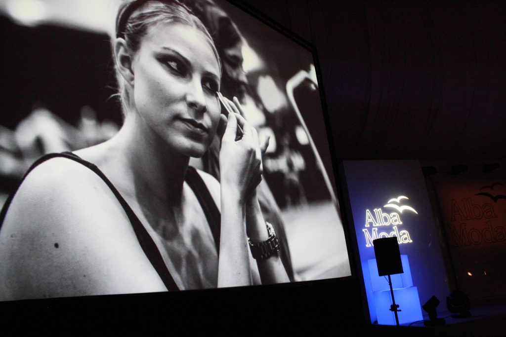 Übertragung Backstage